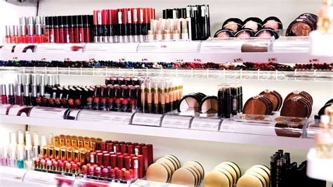 makeup store 37379  Get clean skincare, makeup, hair care, and more with Credo